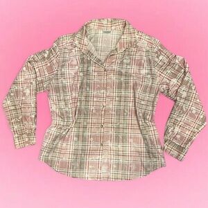 🌸Vintage Plaid Button Down Shirt for Women with flower design.